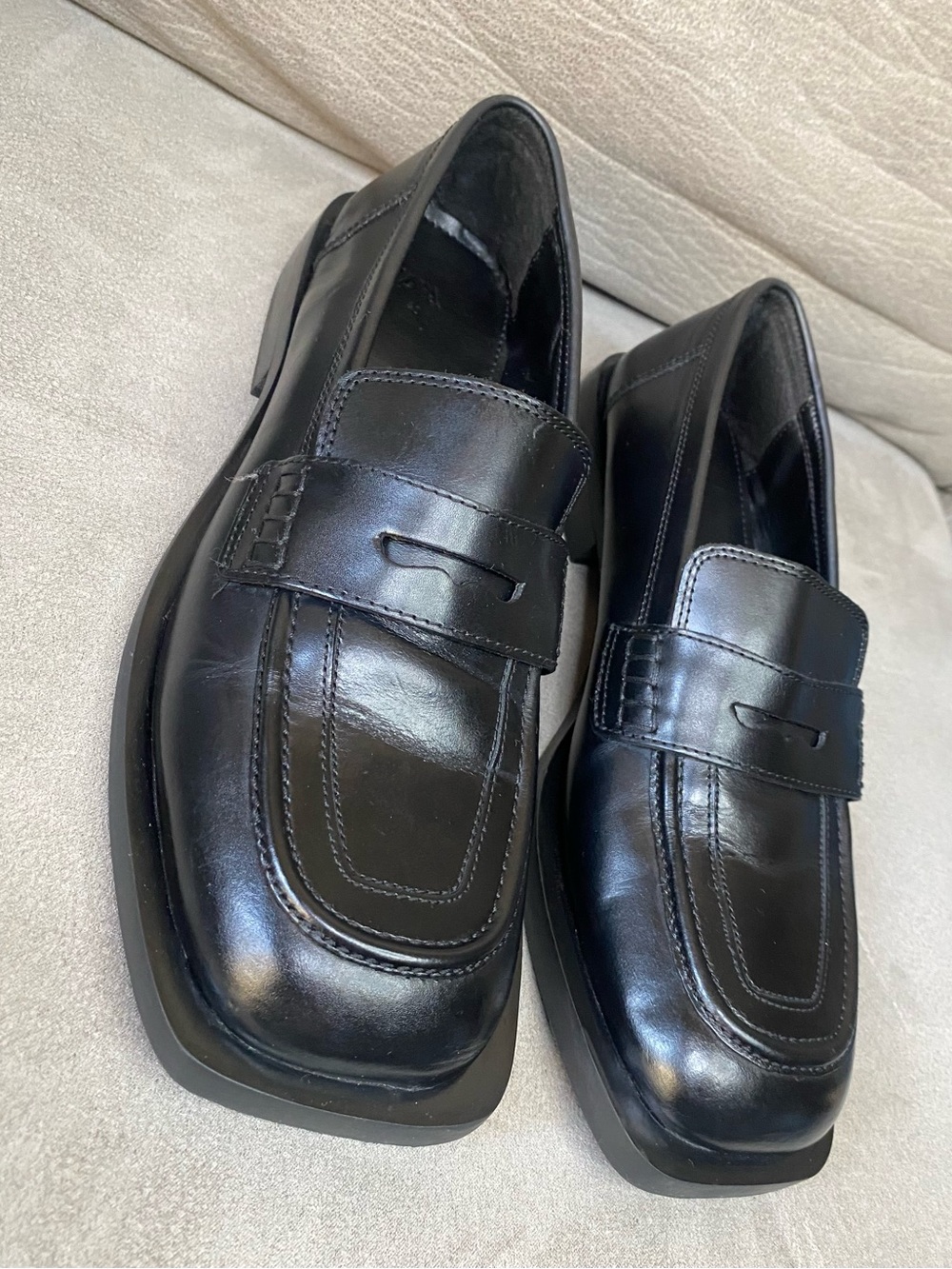ZARA BLACK LEATHER LOAFERS WITH SQUARE TOE size EU 40-US 9